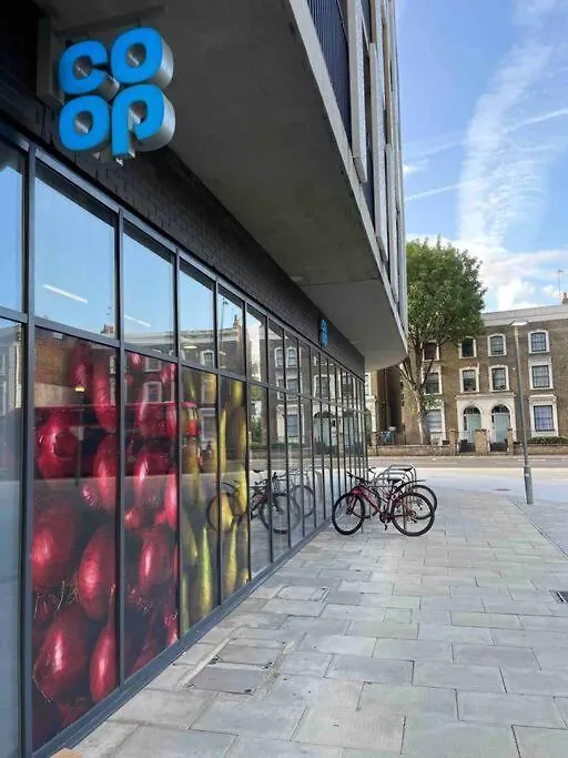 Cool Dalston Studio With Balcony And Gym Apartment London 0*,  United Kingdom