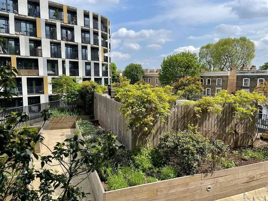 Cool Dalston Studio With Balcony And Gym Apartment London United Kingdom