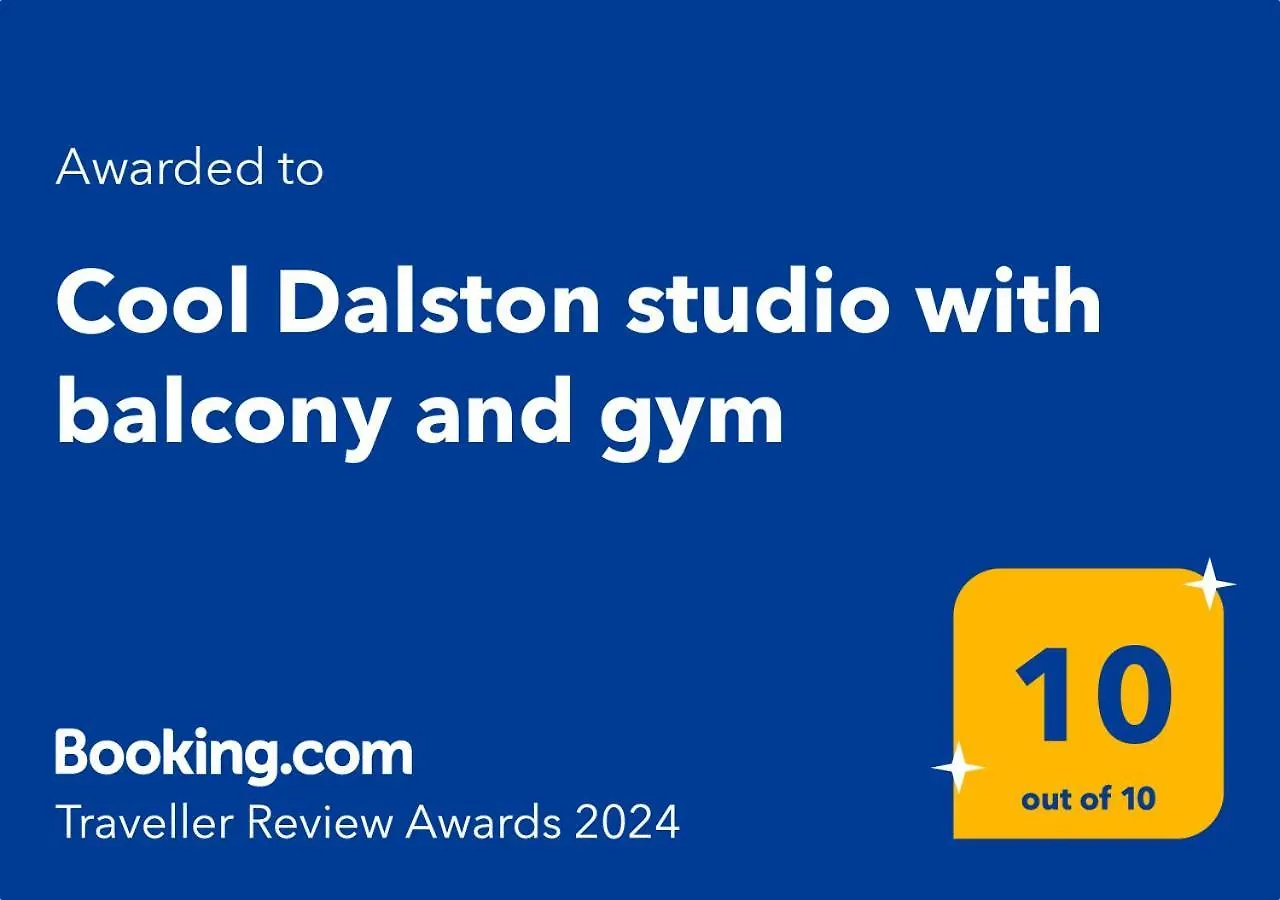 런던 Cool Dalston Studio With Balcony And Gym 아파트